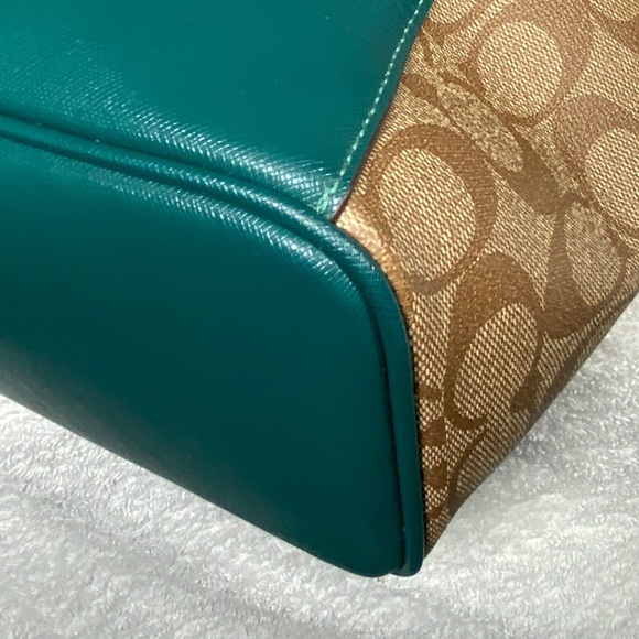 Coach F30301 Peyton Coated Canvas Saffiano Tote Green and Khaki - Picture 11 of 15